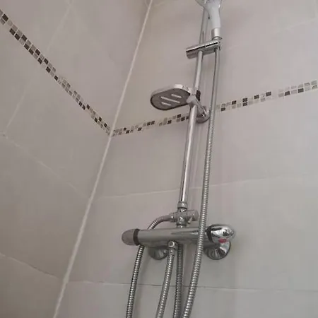T2 Standing Climatisation - Roof Commun Apartment