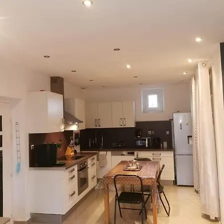 Apartment T2 Standing Climatisation - Roof Commun Narbonne